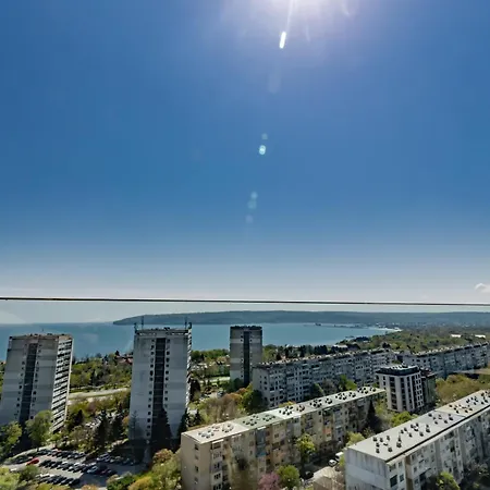 Апартаменты Panorama Sky 17 - Lux Floor With Amazing Sea View Варна